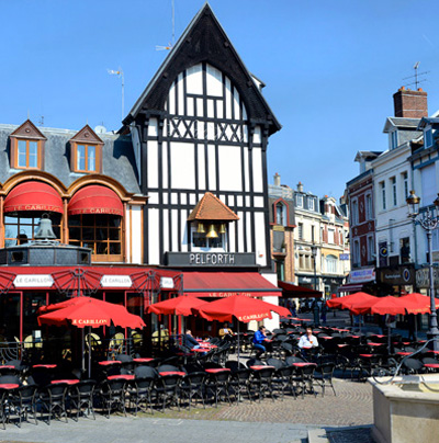 Le Carillon, bar, brasserie en terrasse à Saint-Quentin